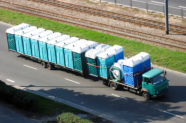 Porta potty delivery and setup in Dodgeville, WI